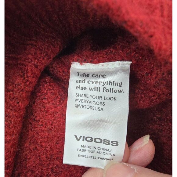 Vigoss Womens Soft Red Pullover Sweater 1X NWT Fuzzy Soft Festive - Picture 8 of 10